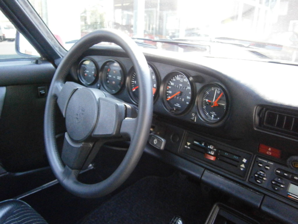 Porsche 911 SC