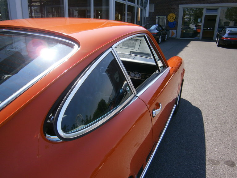 Porsche 911 T