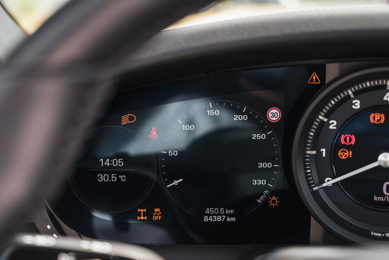 Porsche 992 Carrera 4S