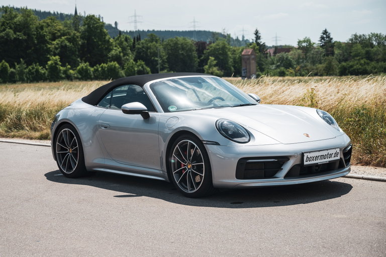 Porsche 992 Carrera 4S