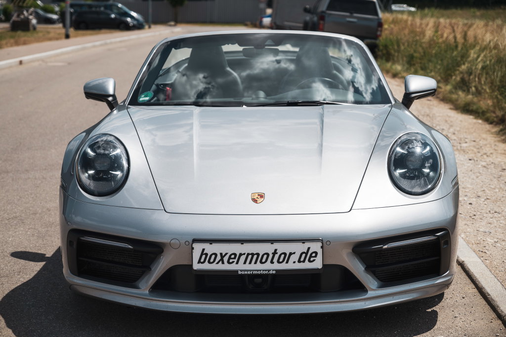 Porsche 992 Carrera 4S