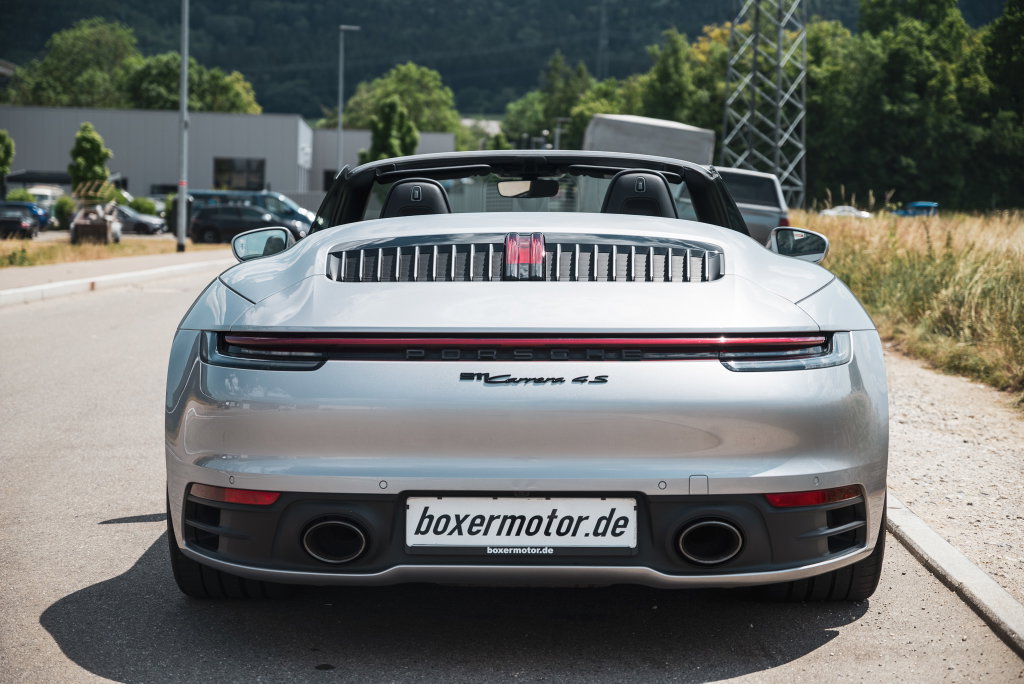 Porsche 992 Carrera 4S
