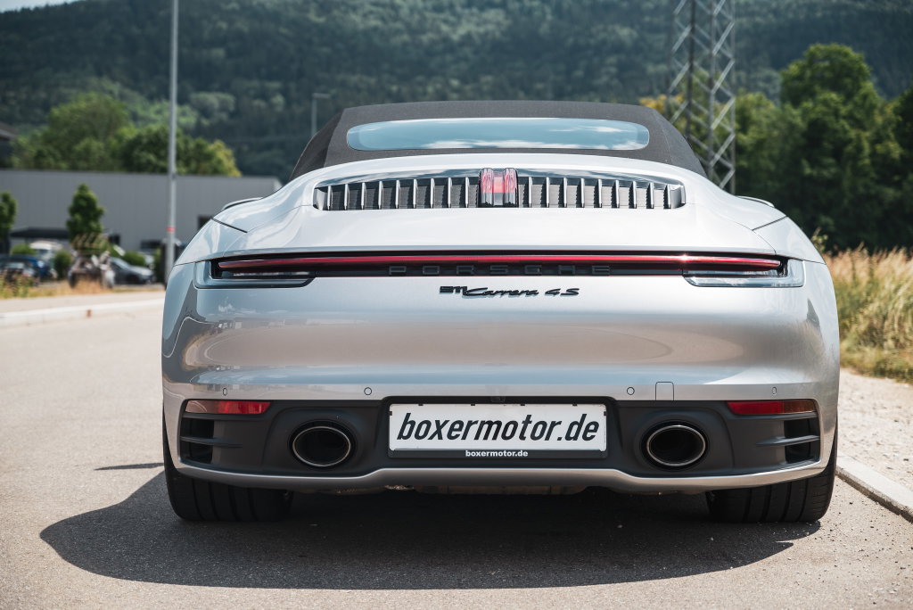 Porsche 992 Carrera 4S