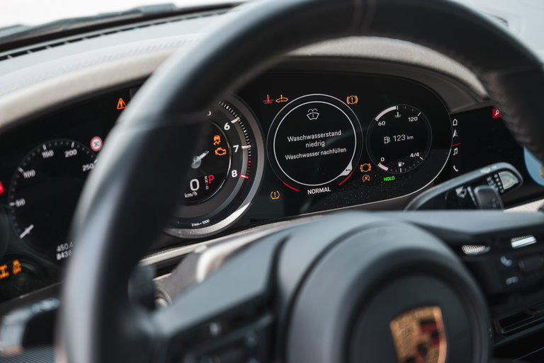 Porsche 992 Carrera 4S