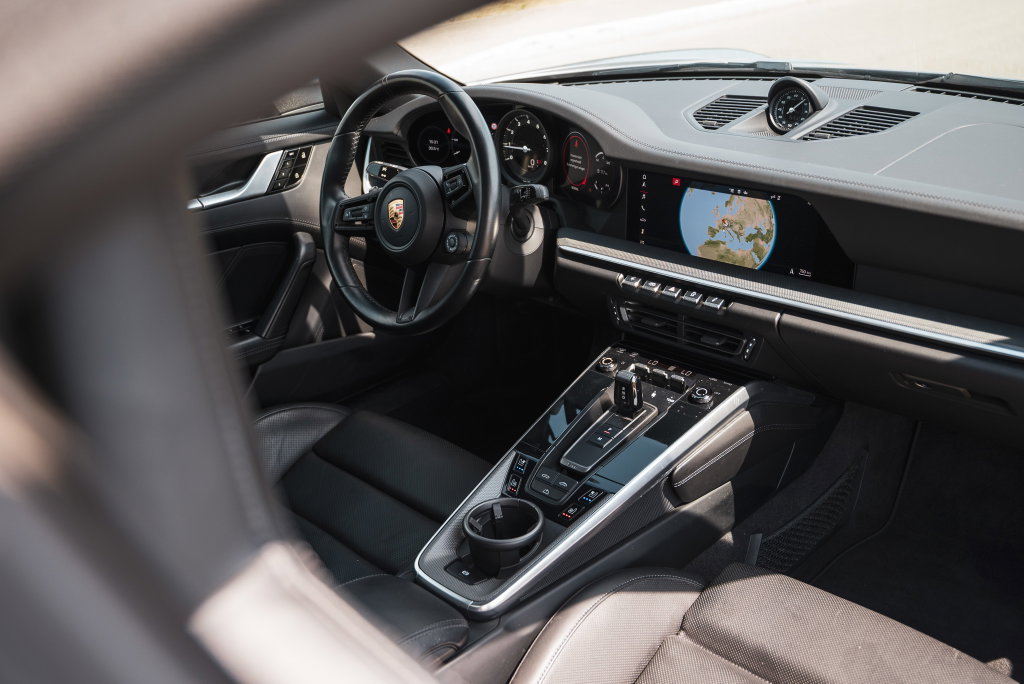 Porsche 992 Carrera 4S