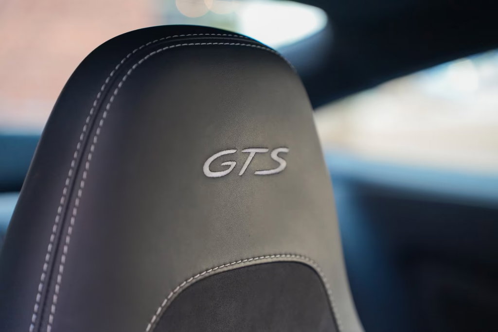 Porsche 991.2 Carrera GTS