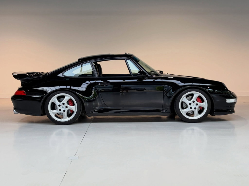 Porsche 993 Carrera 4S
