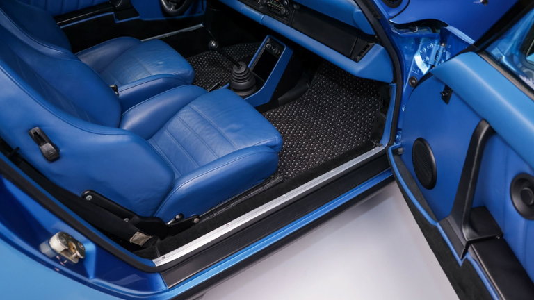 Porsche 911 Turbo 3.3 (US)