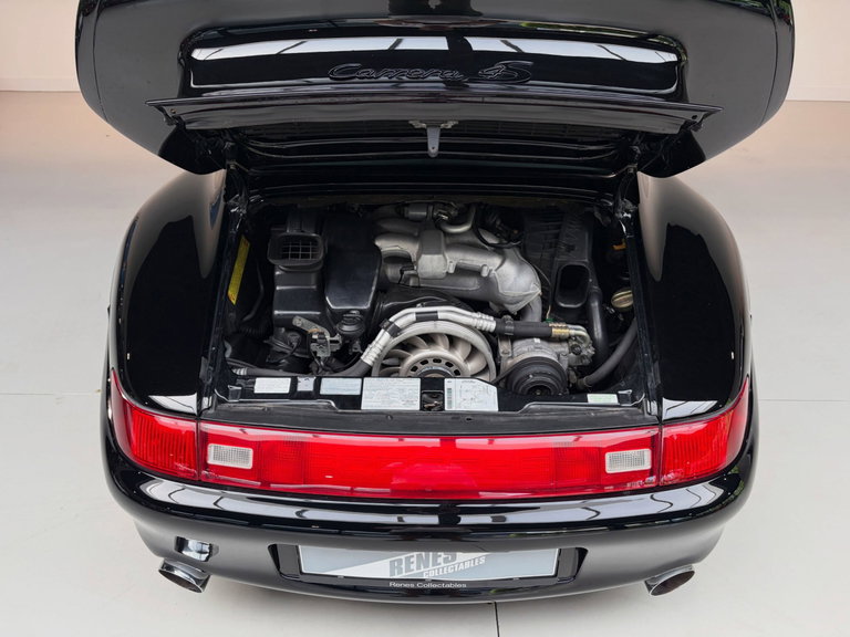 Porsche 993 Carrera 4S