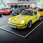 Porsche 911 Carrera 2.7