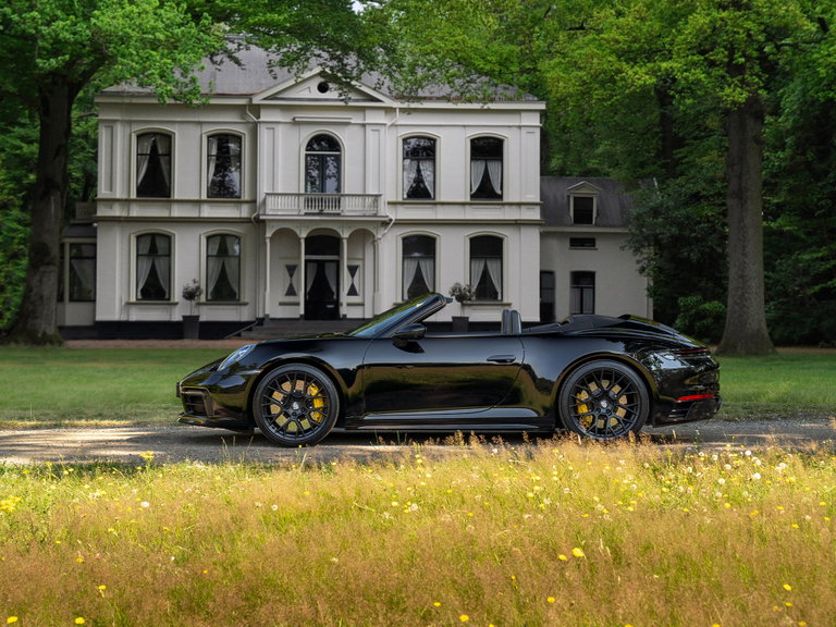 Porsche 992 Carrera 4S