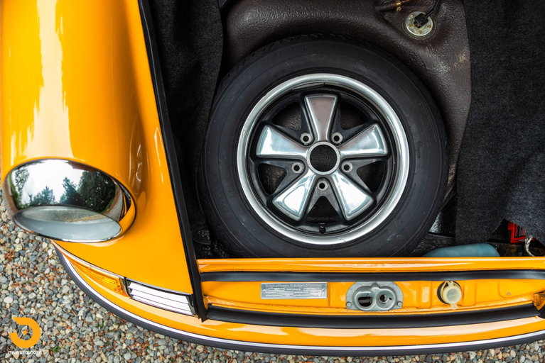 Porsche 911 T