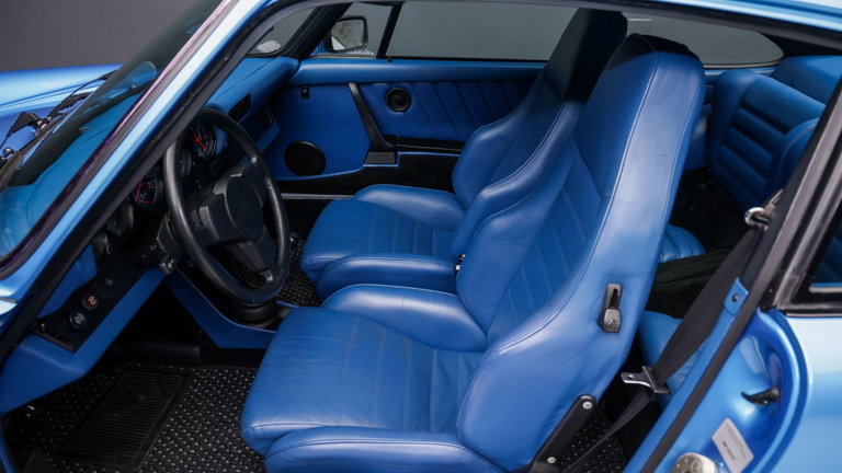 Porsche 911 Turbo 3.3 (US)