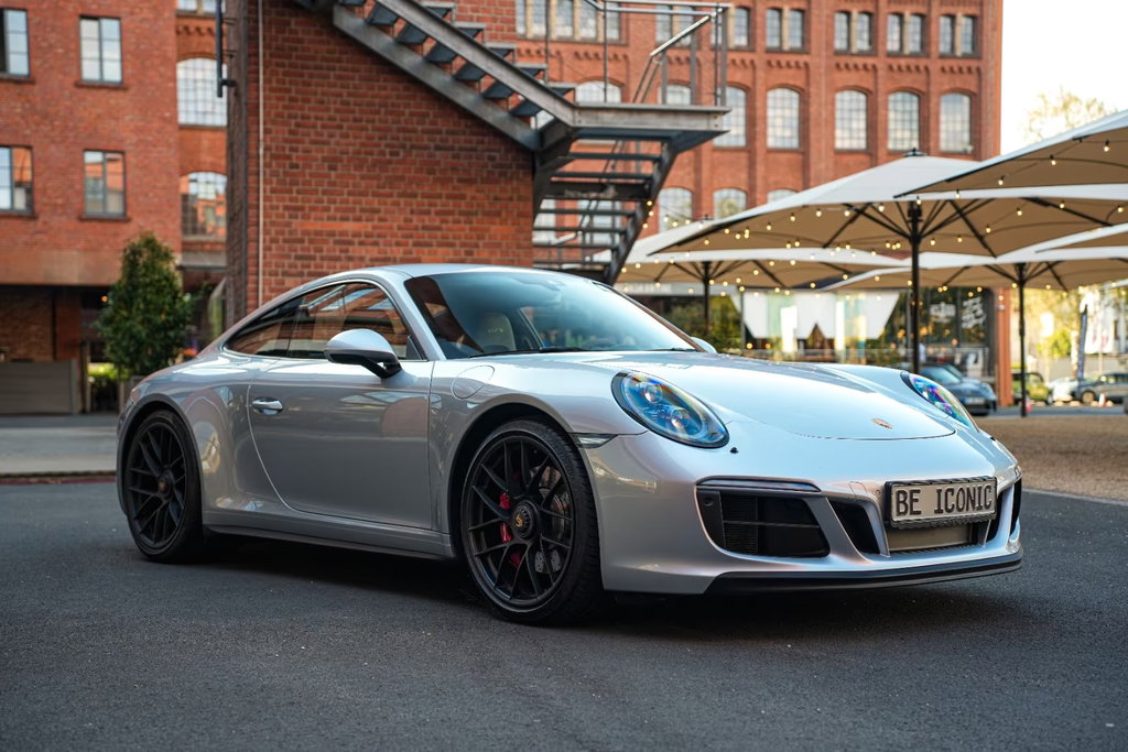 Porsche 991.2 Carrera GTS