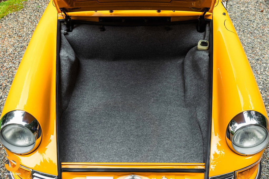 Porsche 911 T