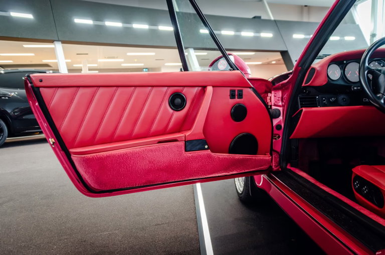 Porsche 964 Carrera 2 Cabrio WTL