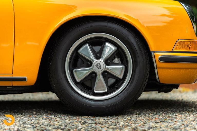 Porsche 911 T