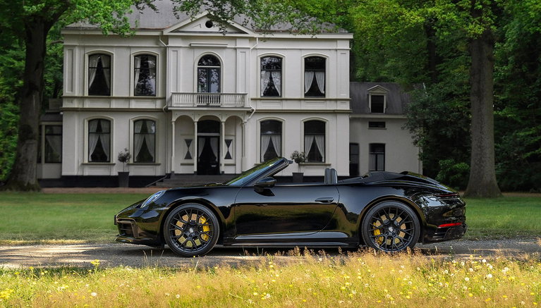 Porsche 992 Carrera 4S