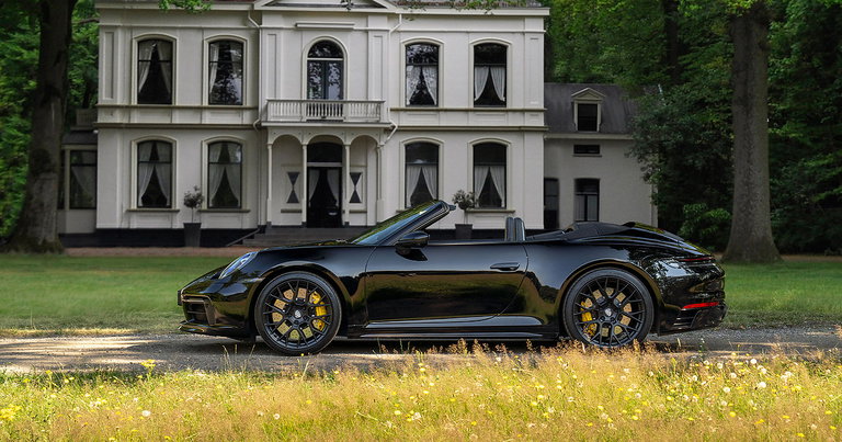 Porsche 992 Carrera 4S