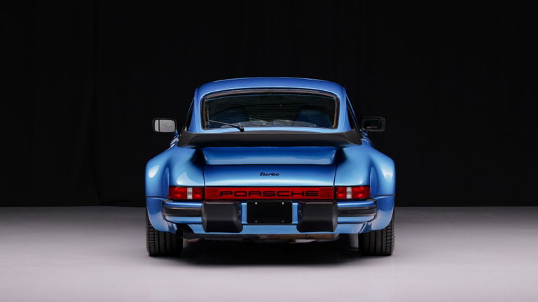 Porsche 911 Turbo 3.3 (US)