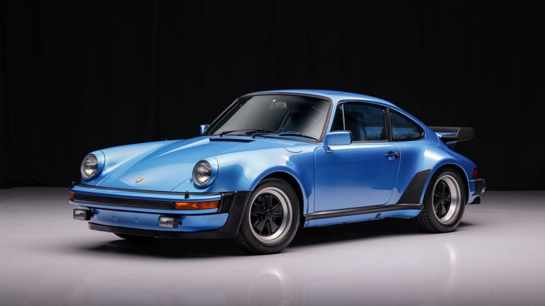 Porsche 911 Turbo 3.3