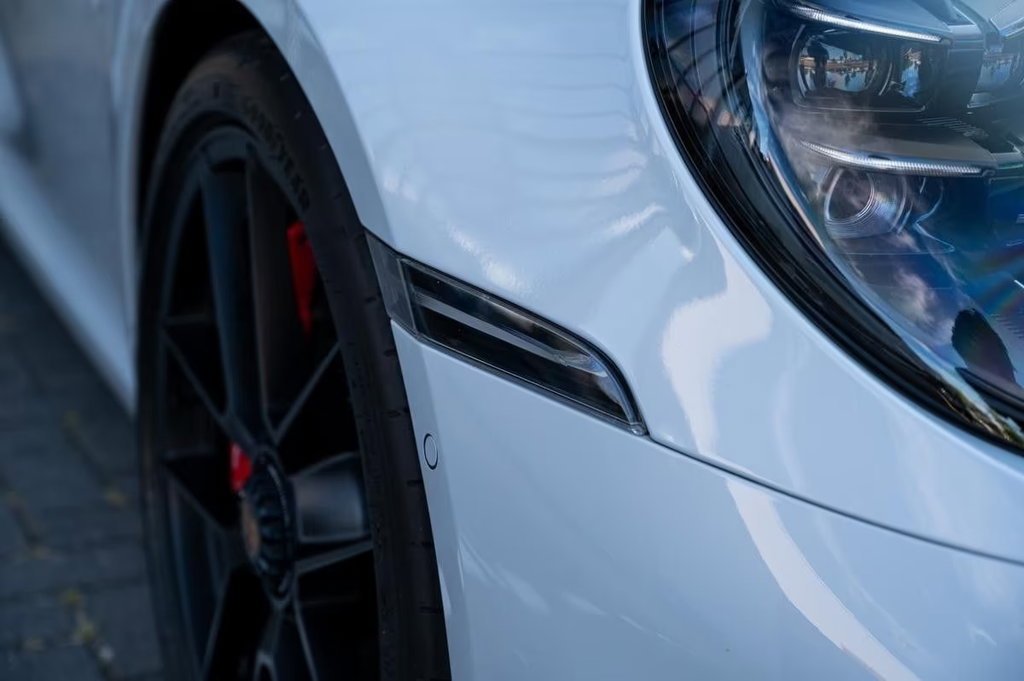 Porsche 992.2 Carrera 4 GTS