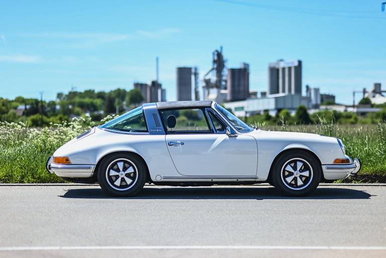 Porsche 911 T
