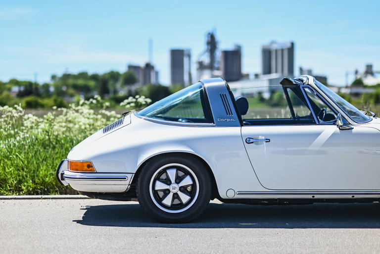Porsche 911 T
