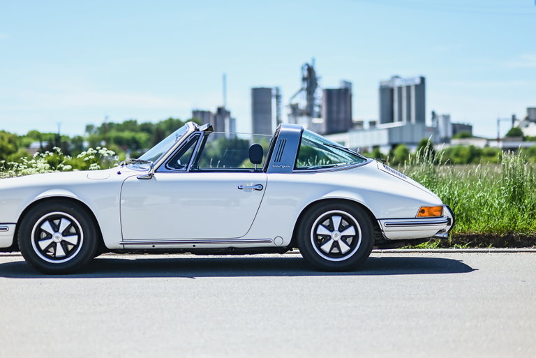 Porsche 911 T