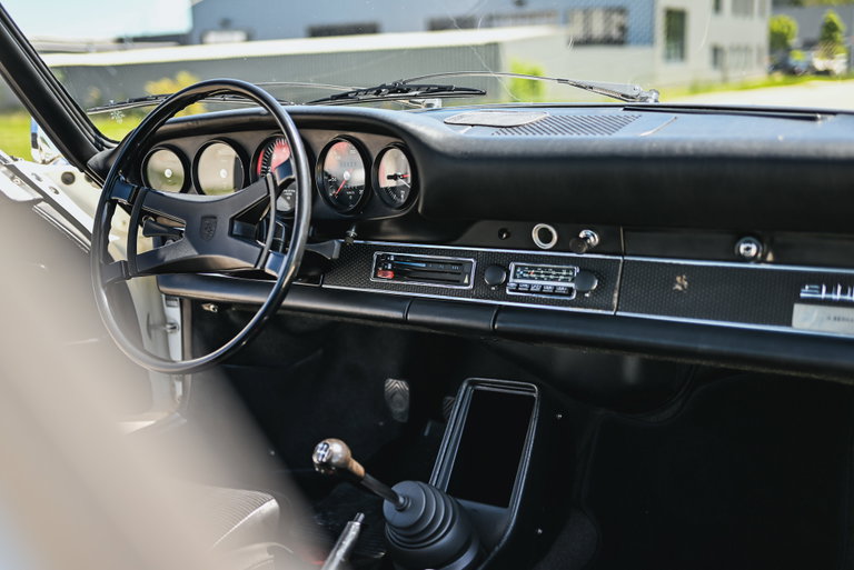 Porsche 911 T