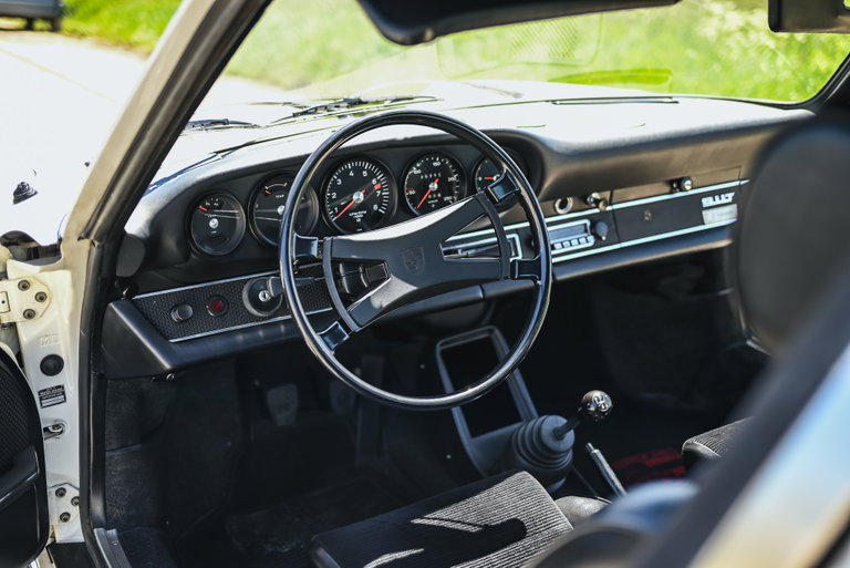 Porsche 911 T