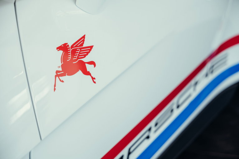 Porsche 911 S/T