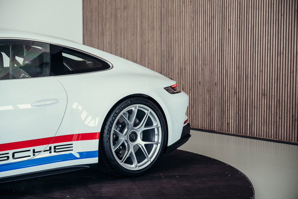 Porsche 911 S/T