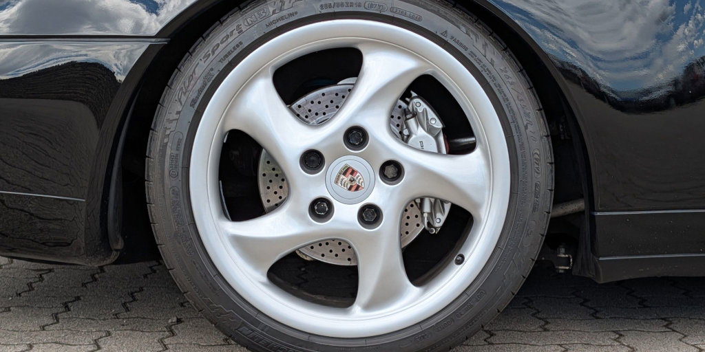 Porsche 993 Carrera 4