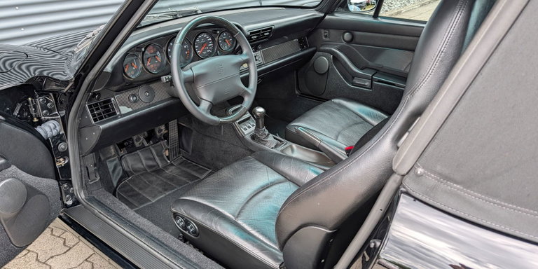 Porsche 993 Carrera 4
