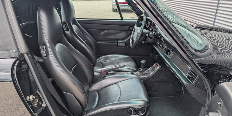 Porsche 993 Carrera 4