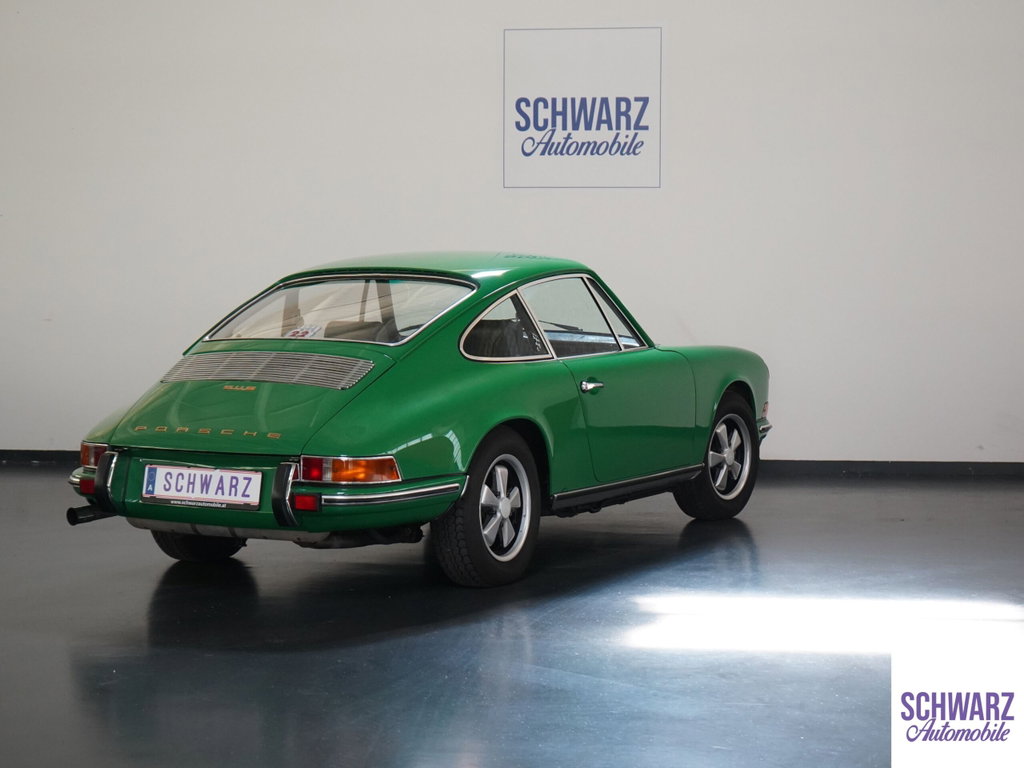 Porsche 911 E