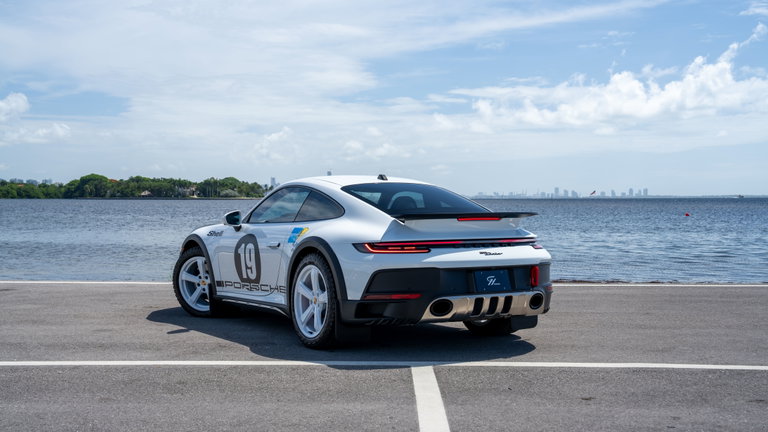 Porsche 911 Dakar
