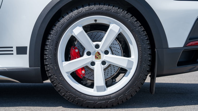 Porsche 911 Dakar