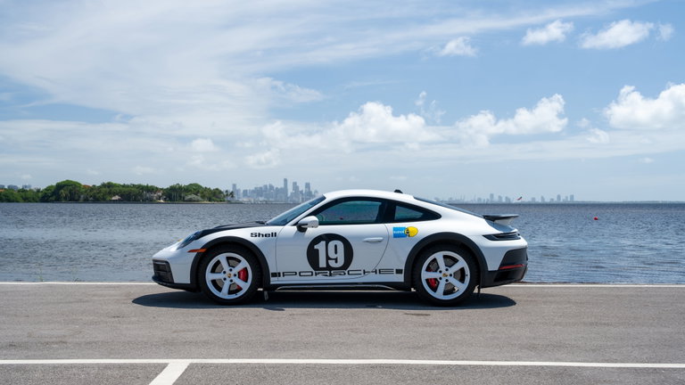 Porsche 911 Dakar