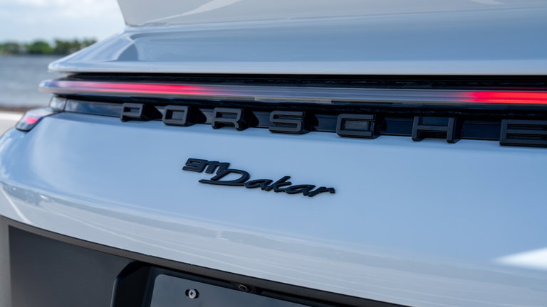 Porsche 911 Dakar