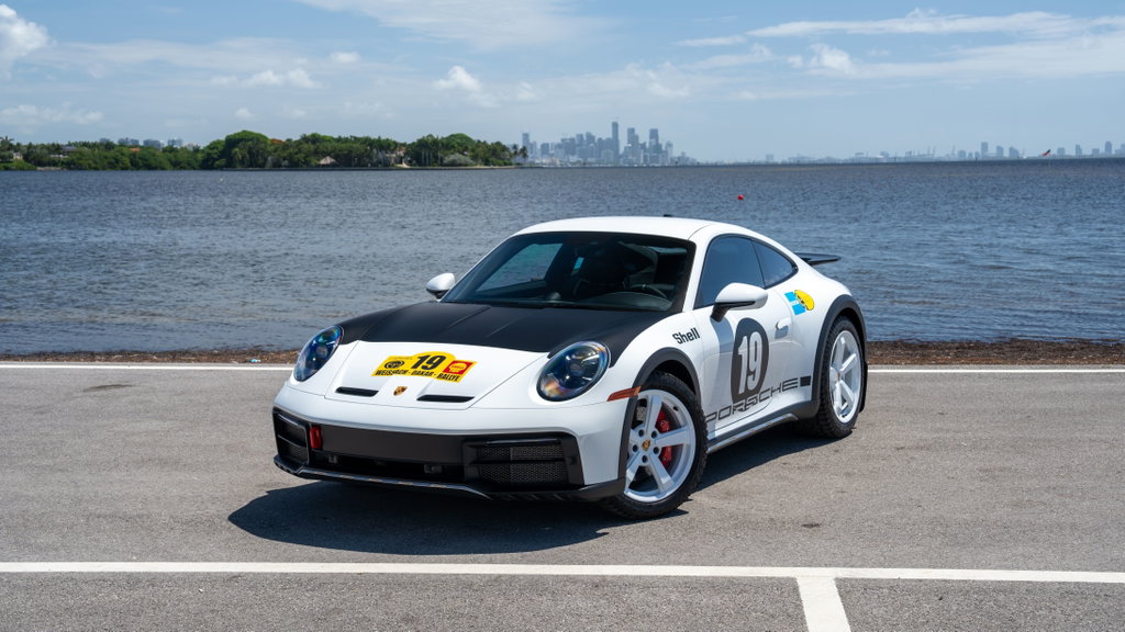 Porsche 911 Dakar