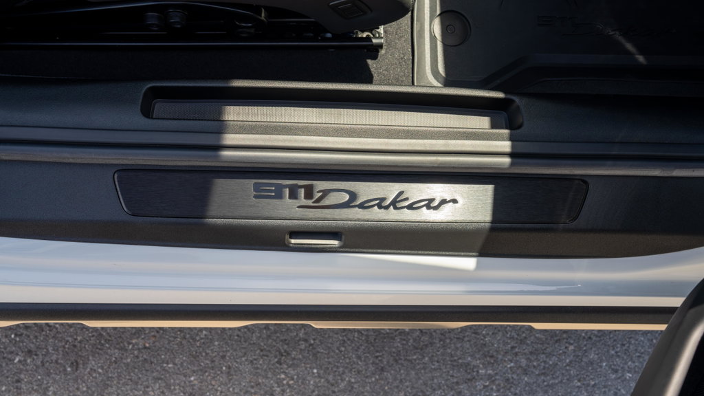 Porsche 911 Dakar