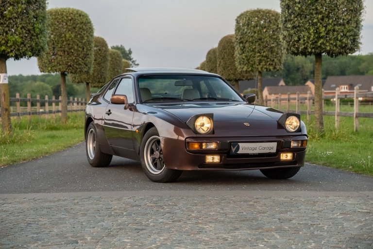 Porsche 944 Coupé