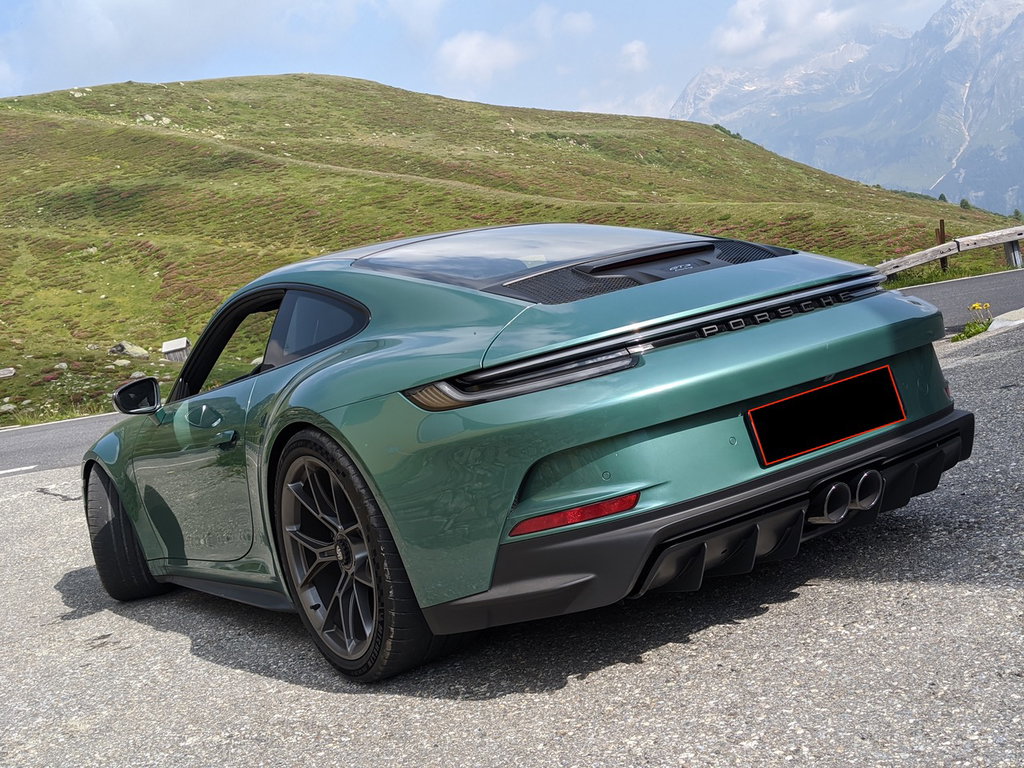 Porsche 992 GT3 Touring