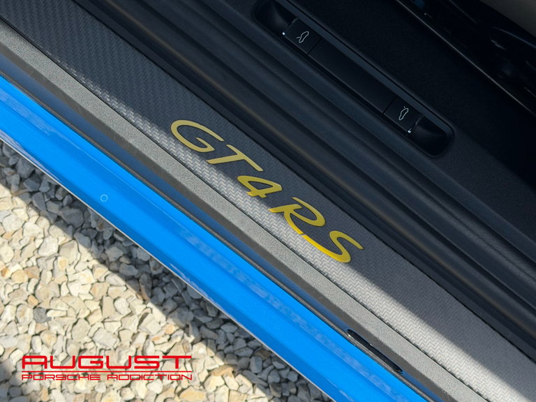 Porsche 718 Cayman GT4 RS