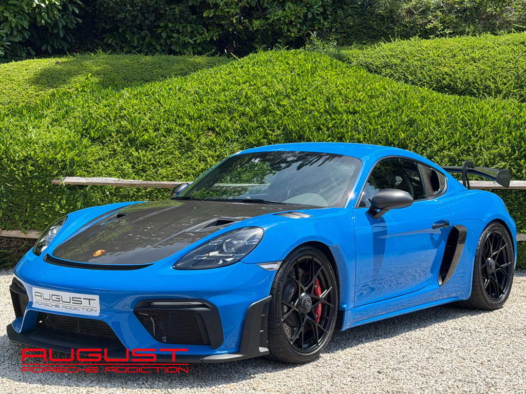 Porsche 718 Cayman GT4 RS