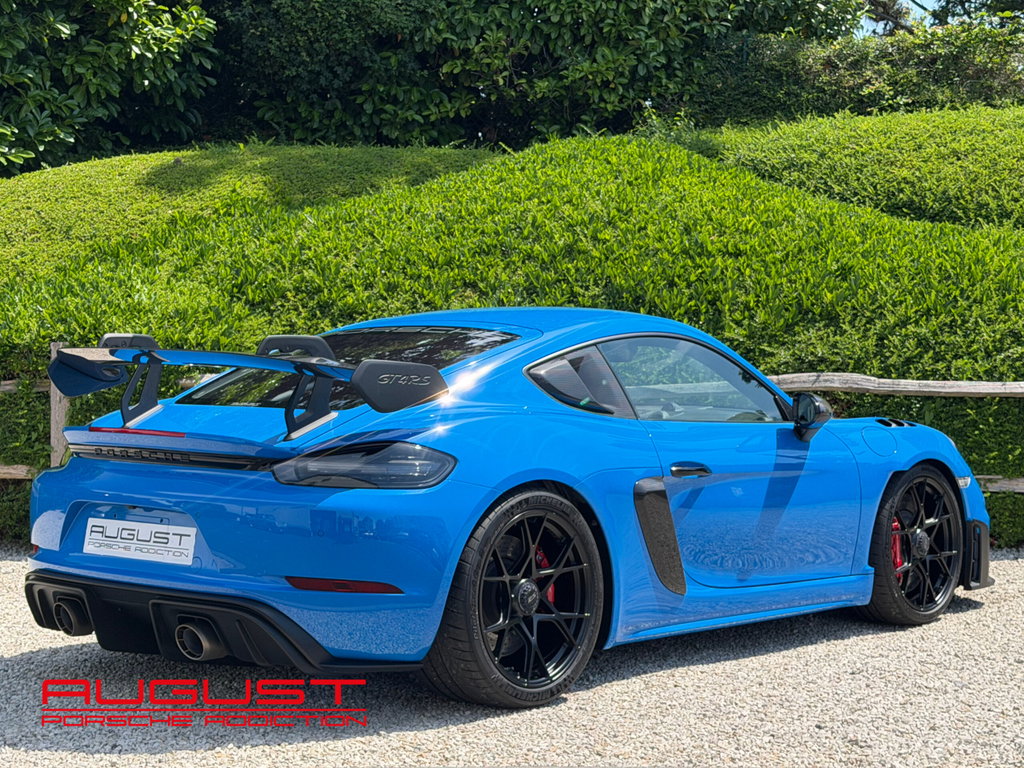 Porsche 718 Cayman GT4 RS