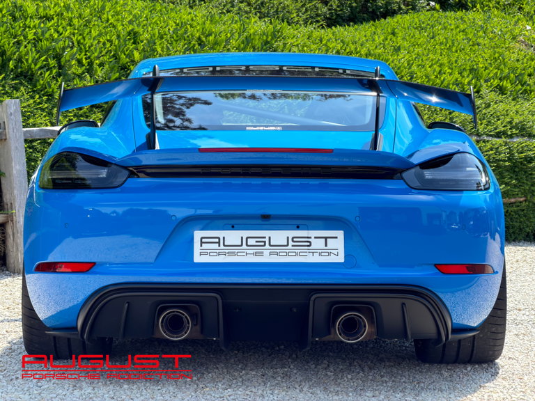 Porsche 718 Cayman GT4 RS