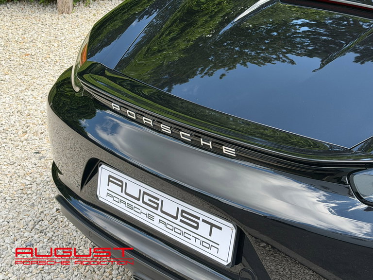 Porsche 718 Boxster